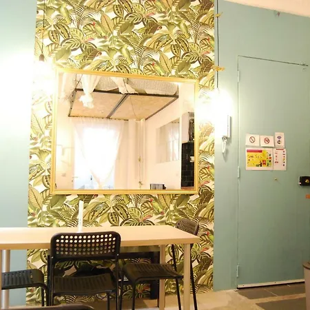 Arty 20m² District Of Batignolles * Paříž