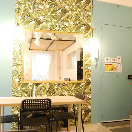 Arty 20m² District Of Batignolles * Paris