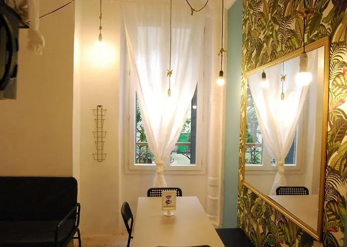 Arty 20m² District Of Batignolles * 巴黎